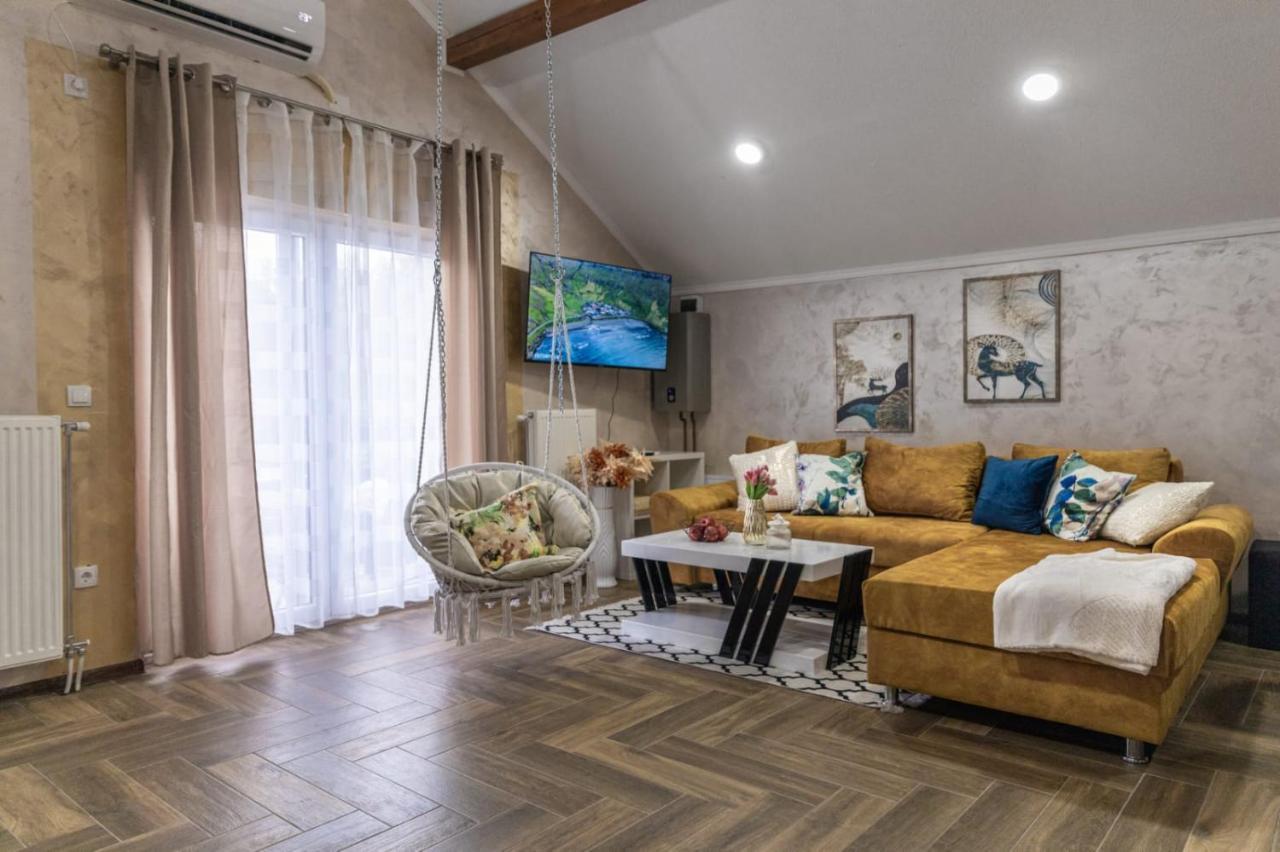 Sunrise Riverside House Celarevo Экстерьер фото